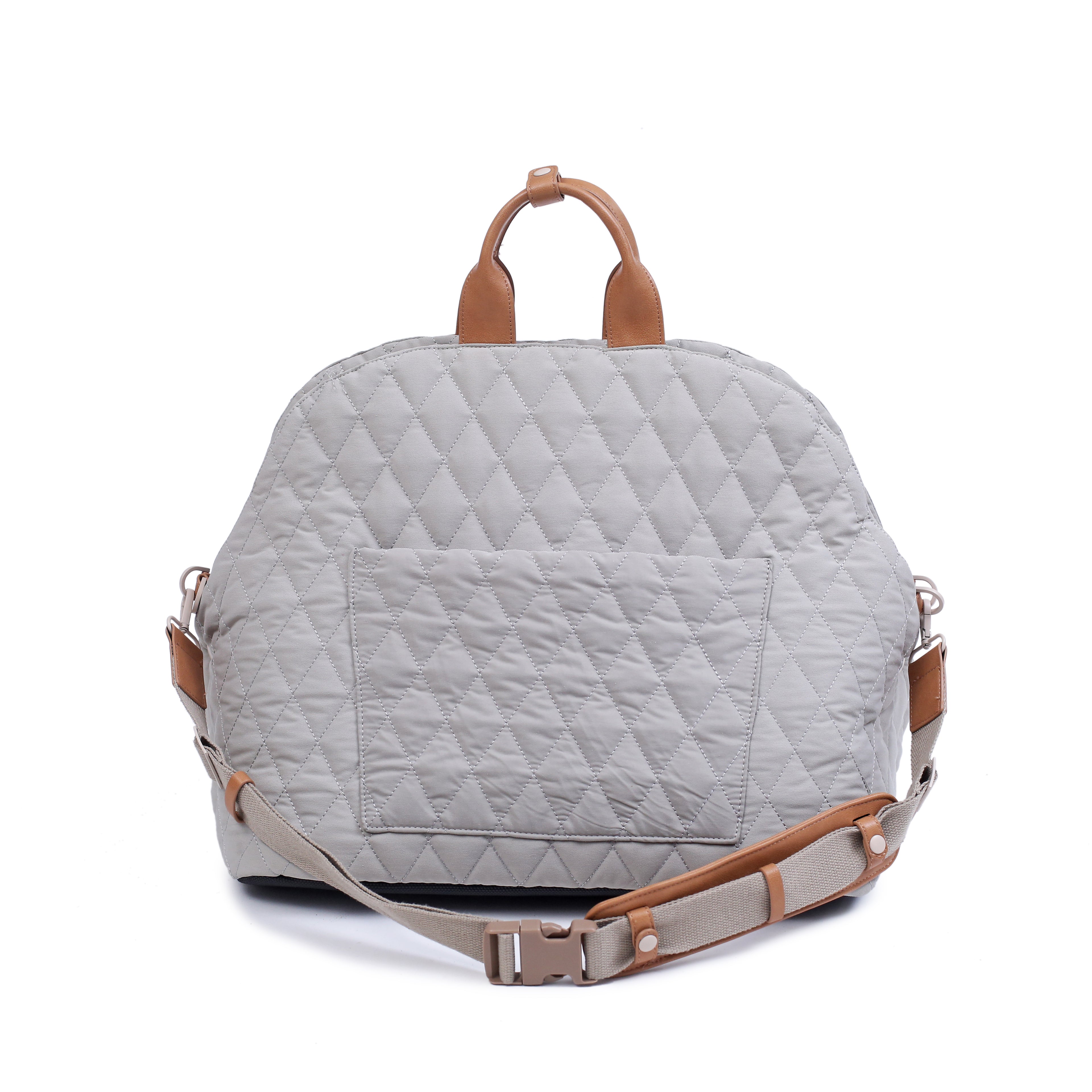 The Copilot™ smart pet car seat and carrier quilted